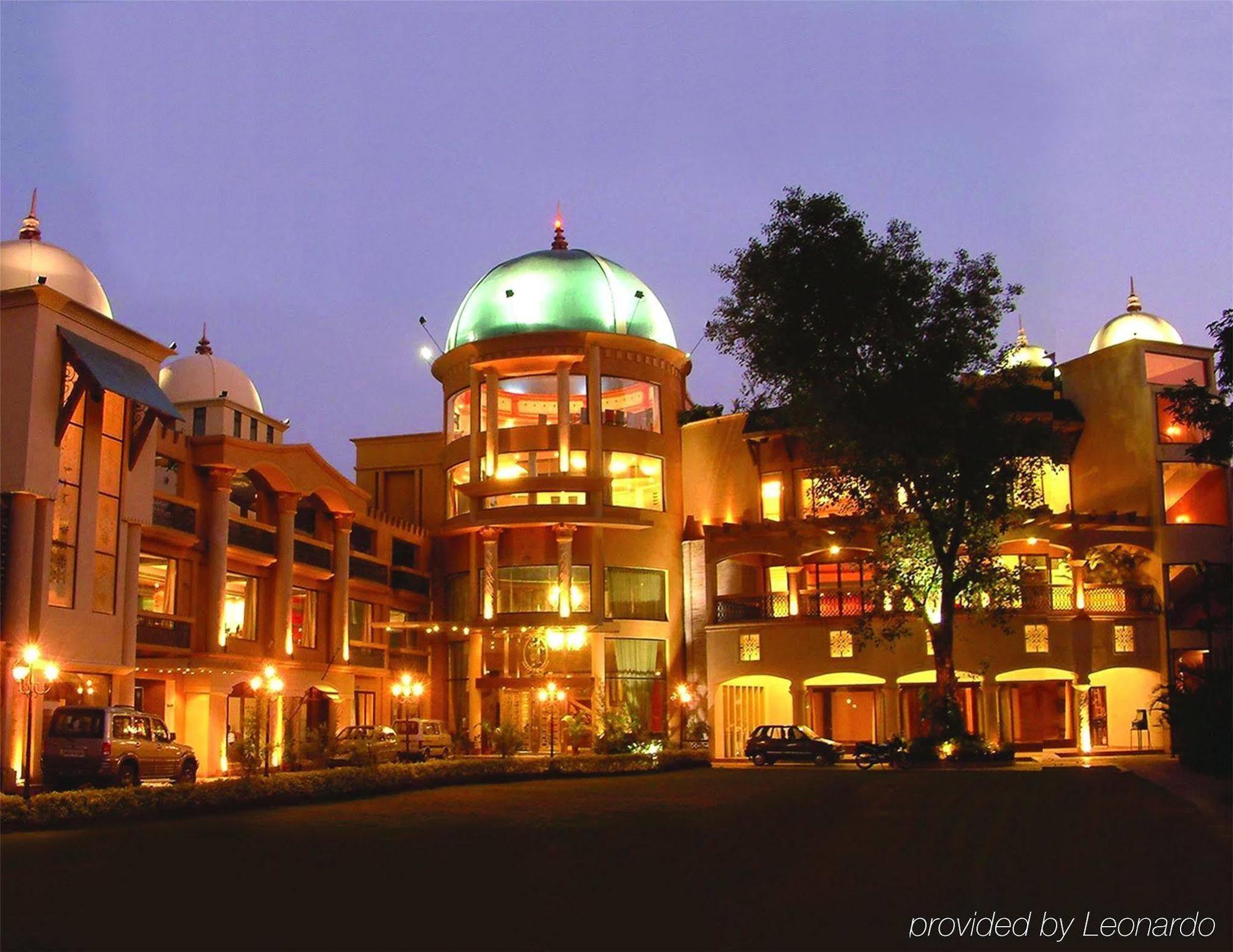 Grand Heritage Narmada Jacksons Jabalpur Exterior foto